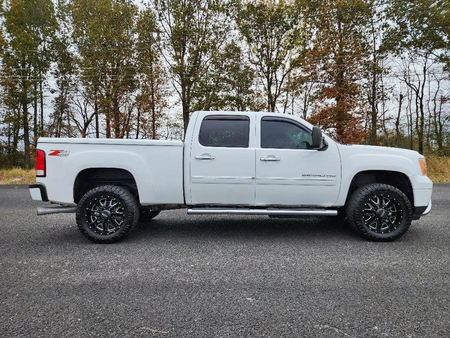 used 2014 GMC Sierra 2500 car, priced at $35,800