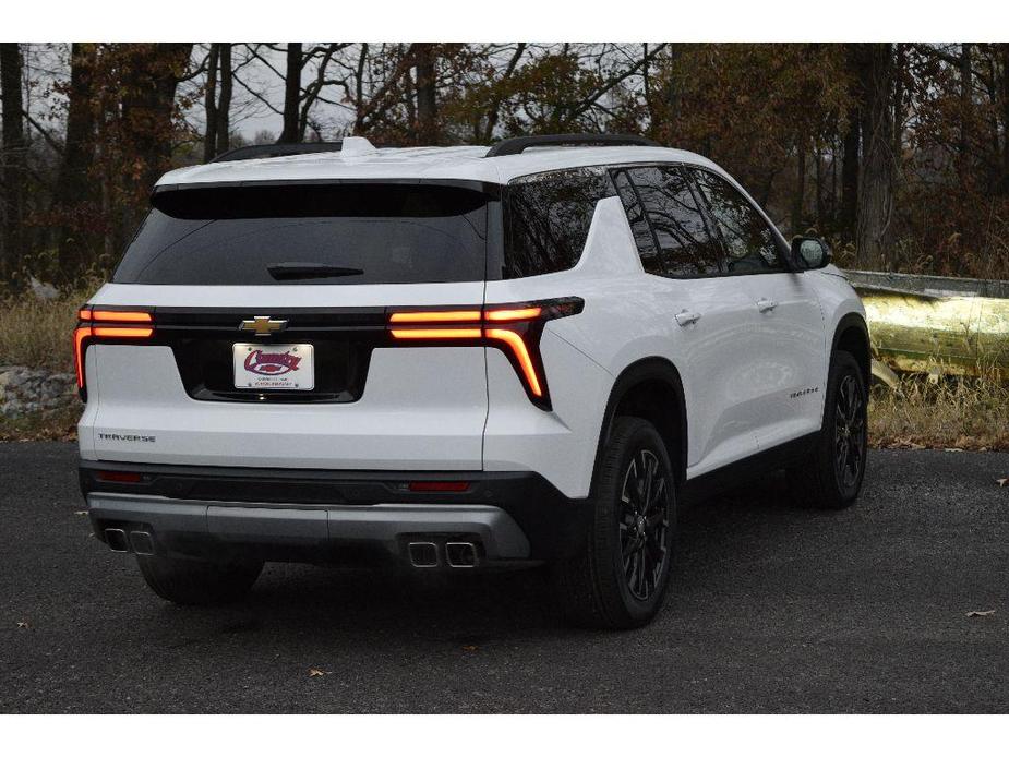 new 2025 Chevrolet Traverse car, priced at $44,535