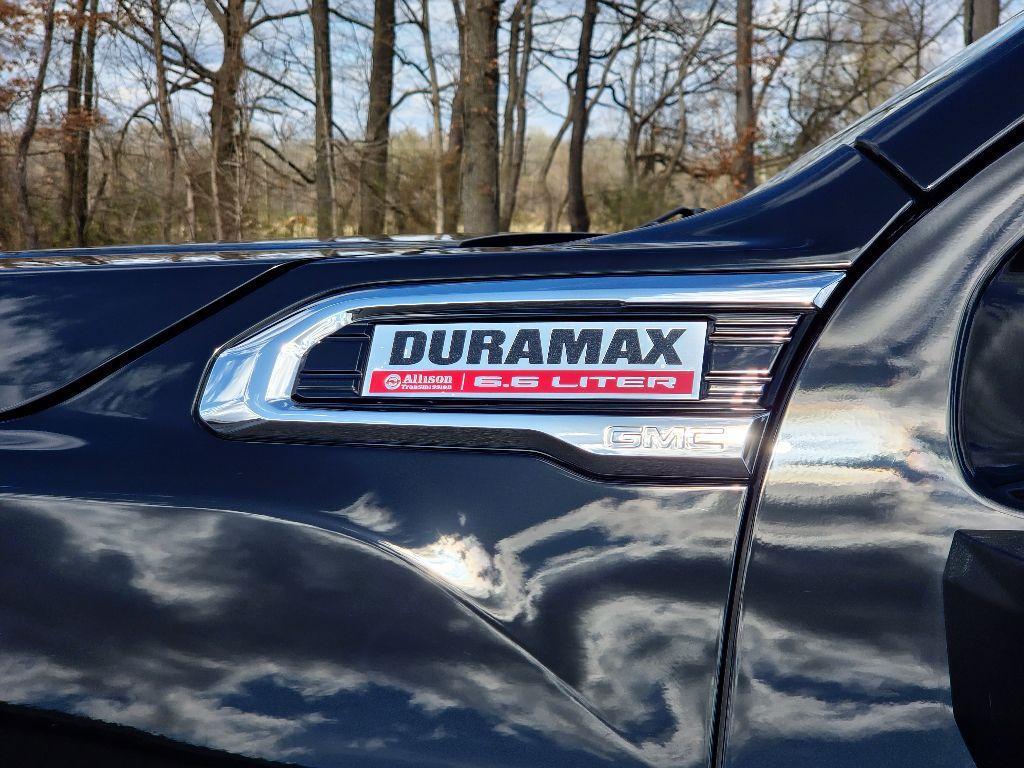 used 2022 GMC Sierra 2500 car, priced at $57,500