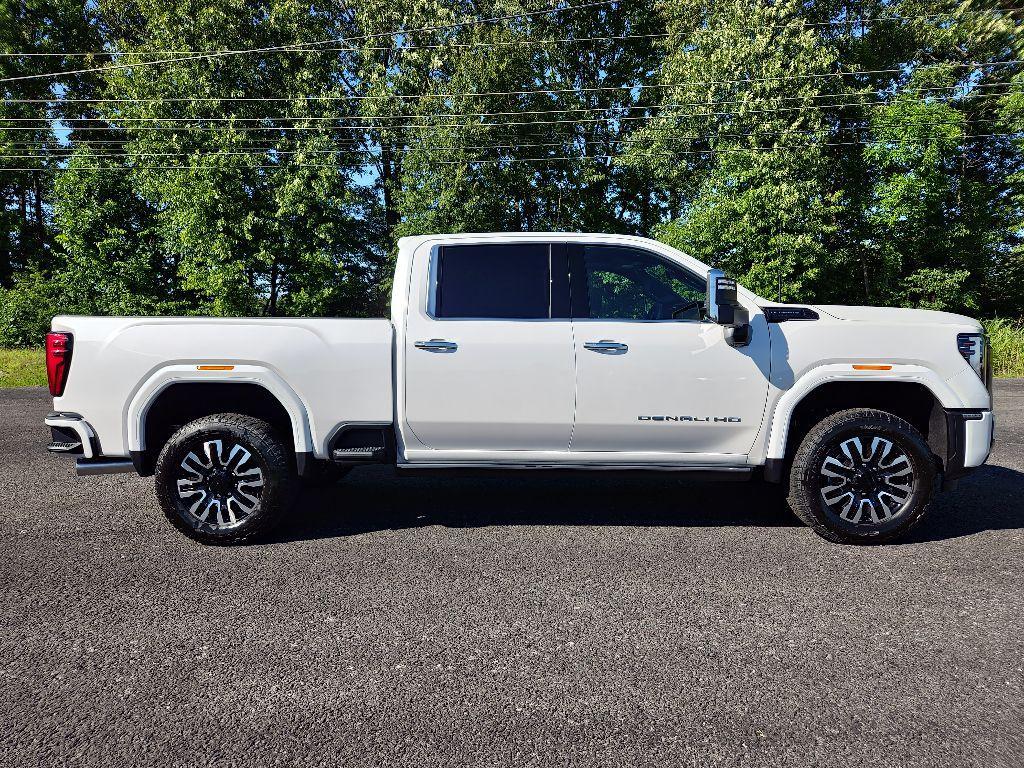 new 2025 GMC Sierra 2500 car, priced at $93,100
