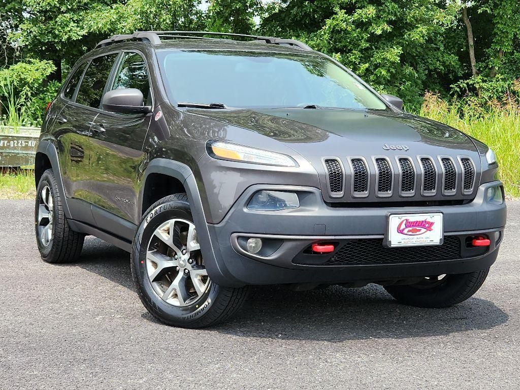 used 2014 Jeep Cherokee car, priced at $9,900