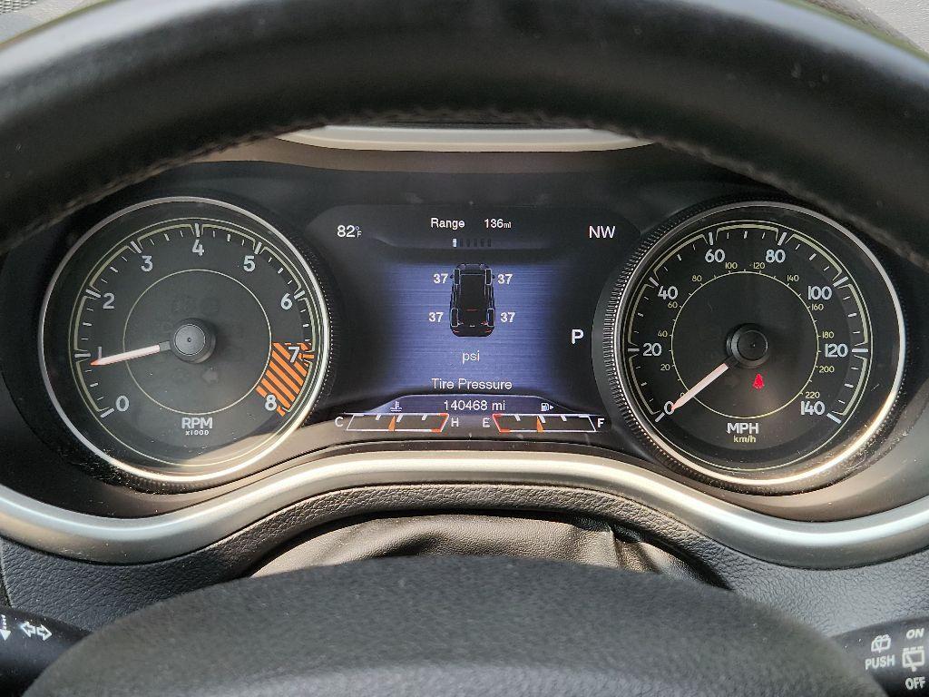 used 2014 Jeep Cherokee car, priced at $9,900