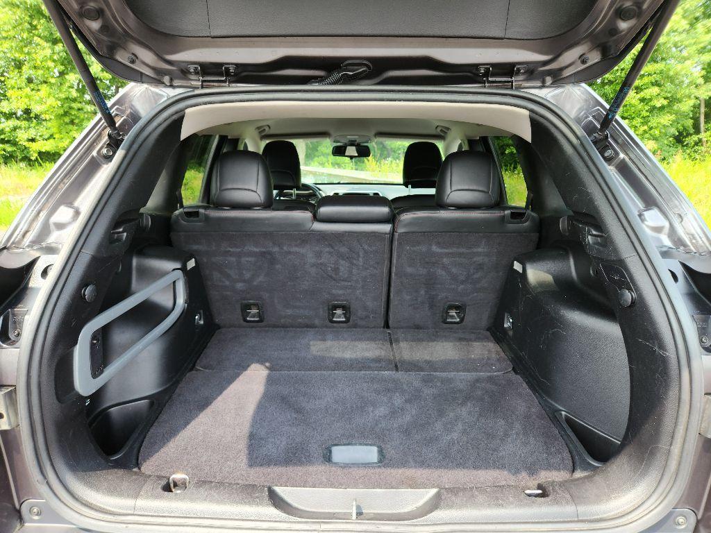 used 2014 Jeep Cherokee car, priced at $9,900