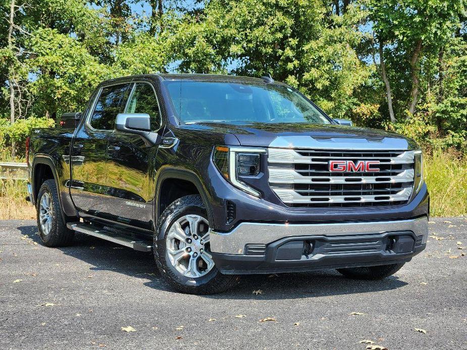 used 2022 GMC Sierra 1500 car, priced at $38,750