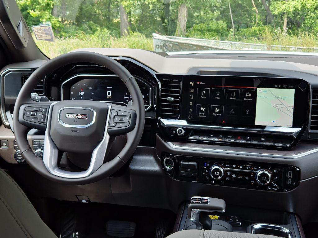 new 2025 GMC Sierra 1500 car, priced at $54,013
