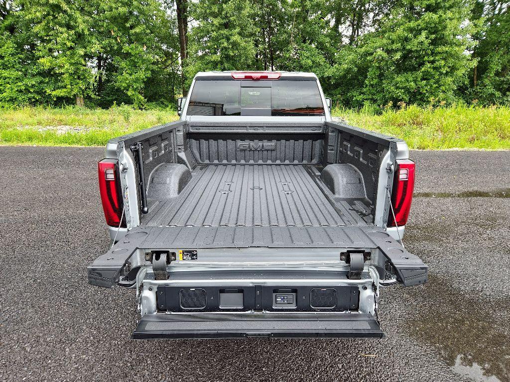 new 2025 GMC Sierra 2500 car, priced at $90,882
