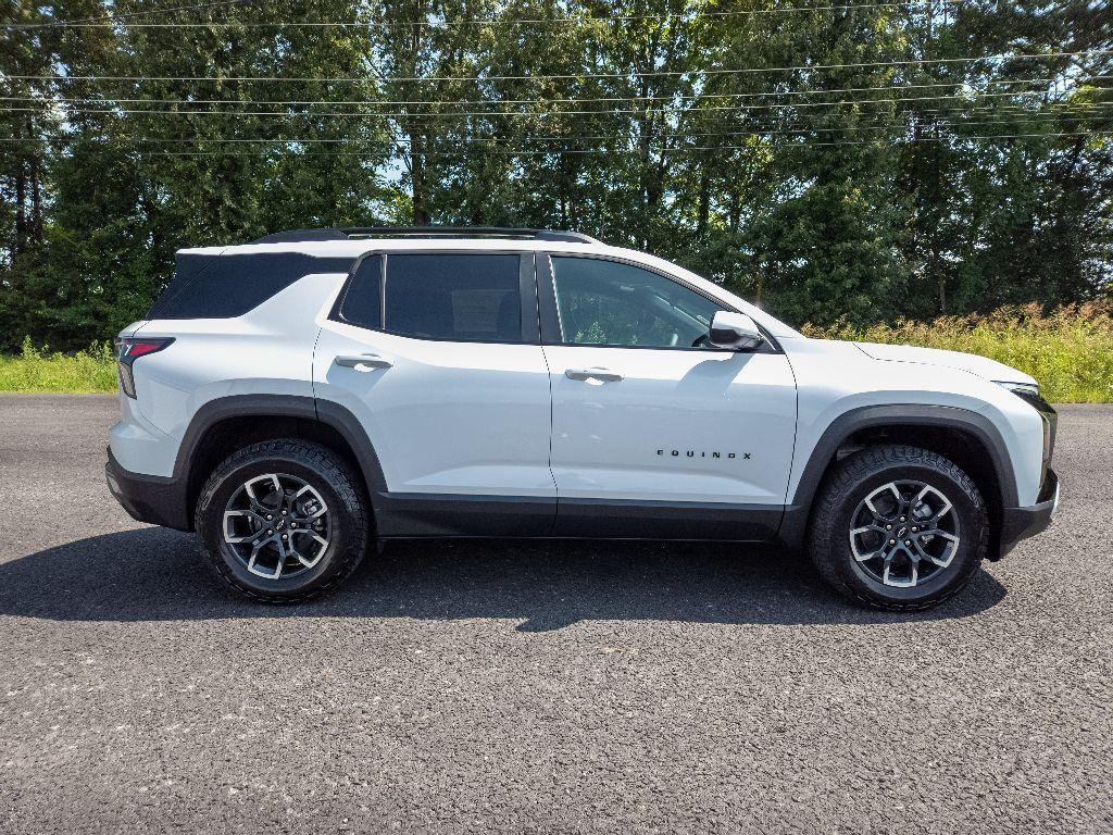 new 2026 Chevrolet Equinox car, priced at $36,120