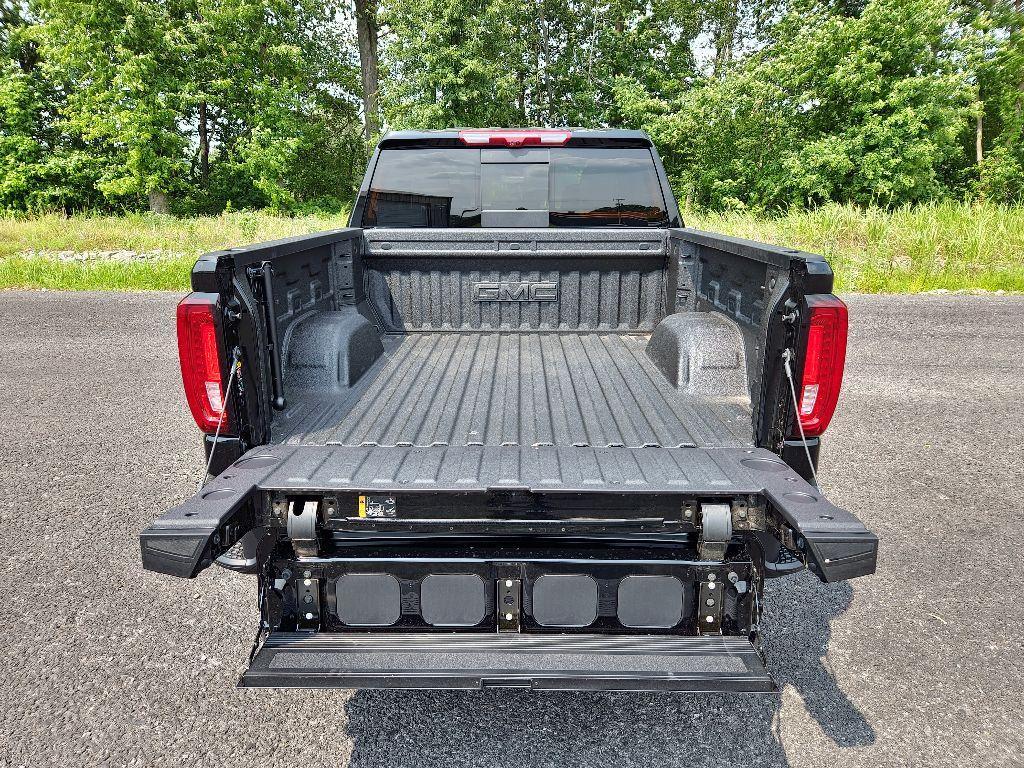 new 2025 GMC Sierra 1500 car, priced at $64,116