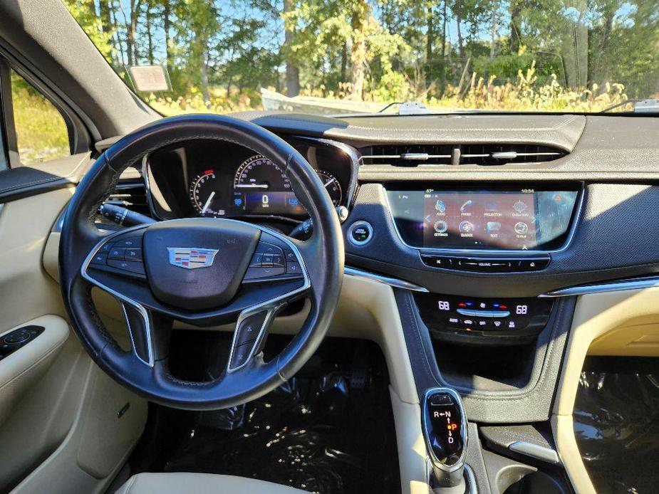 used 2018 Cadillac XT5 car, priced at $18,175