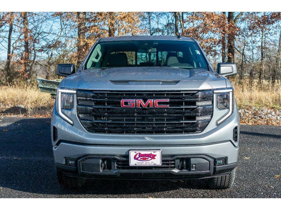 new 2025 GMC Sierra 1500 car, priced at $57,699