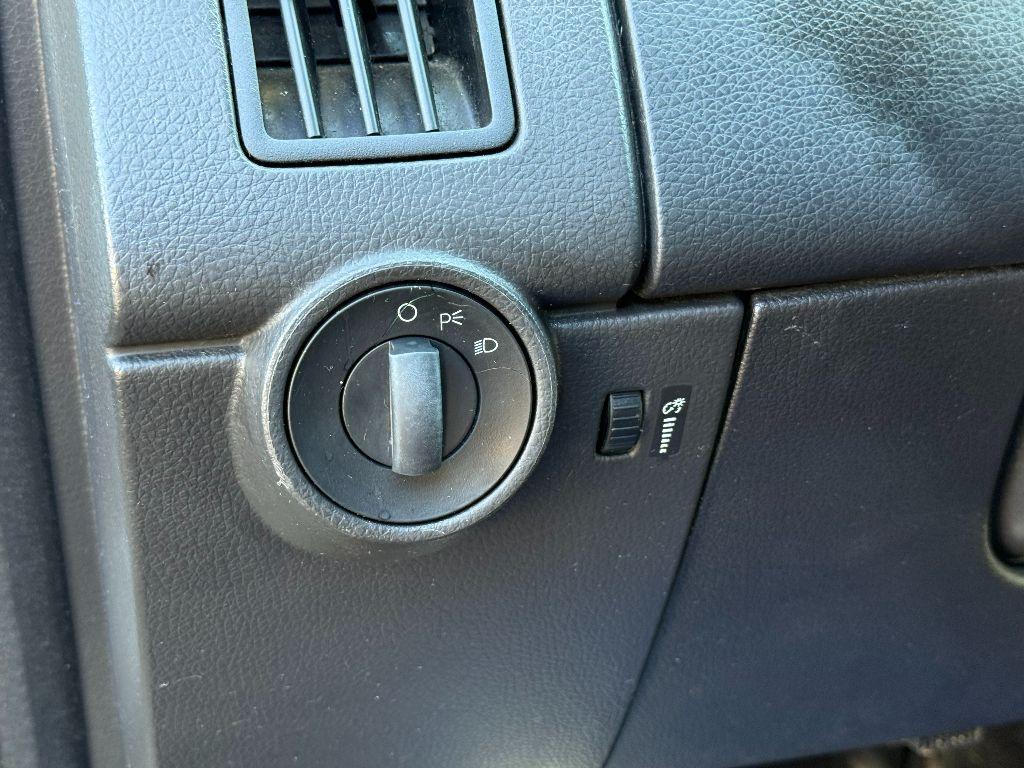 used 2010 Ford Edge car, priced at $2,950