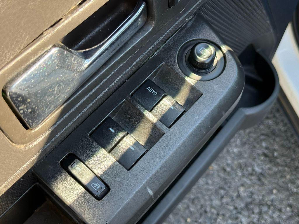 used 2010 Ford Edge car, priced at $2,950