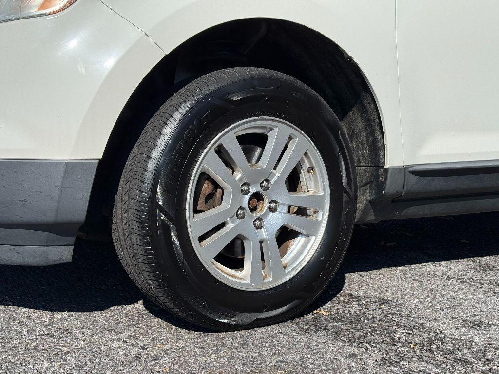 used 2010 Ford Edge car, priced at $2,950