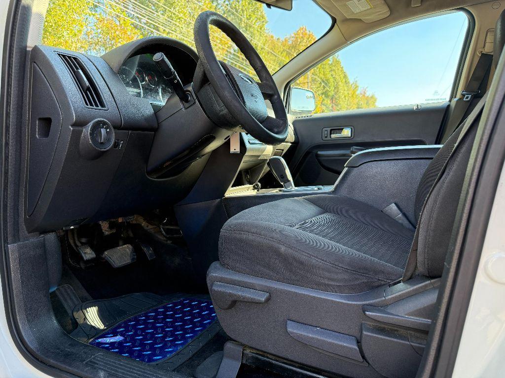 used 2010 Ford Edge car, priced at $2,950