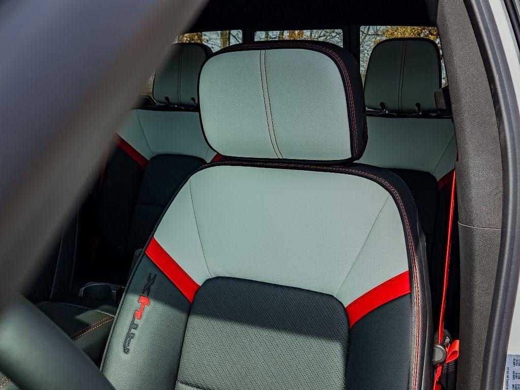 new 2025 GMC Canyon car, priced at $58,452