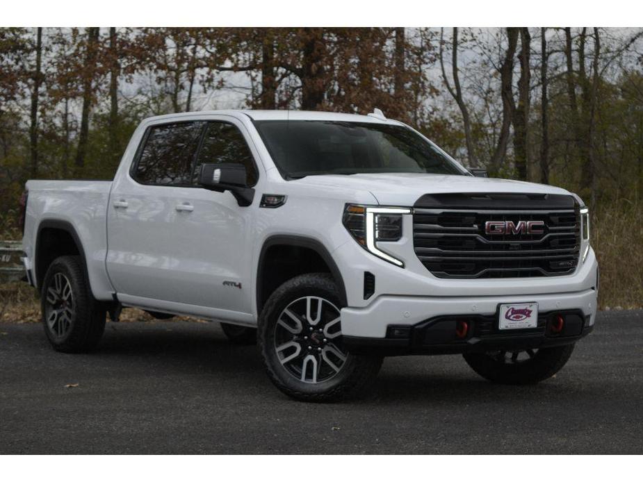 new 2025 GMC Sierra 1500 car, priced at $64,674