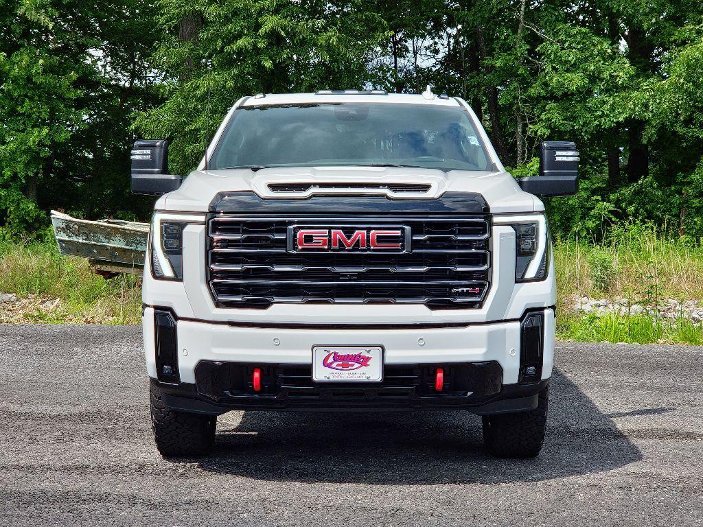 new 2025 GMC Sierra 2500 car, priced at $73,652