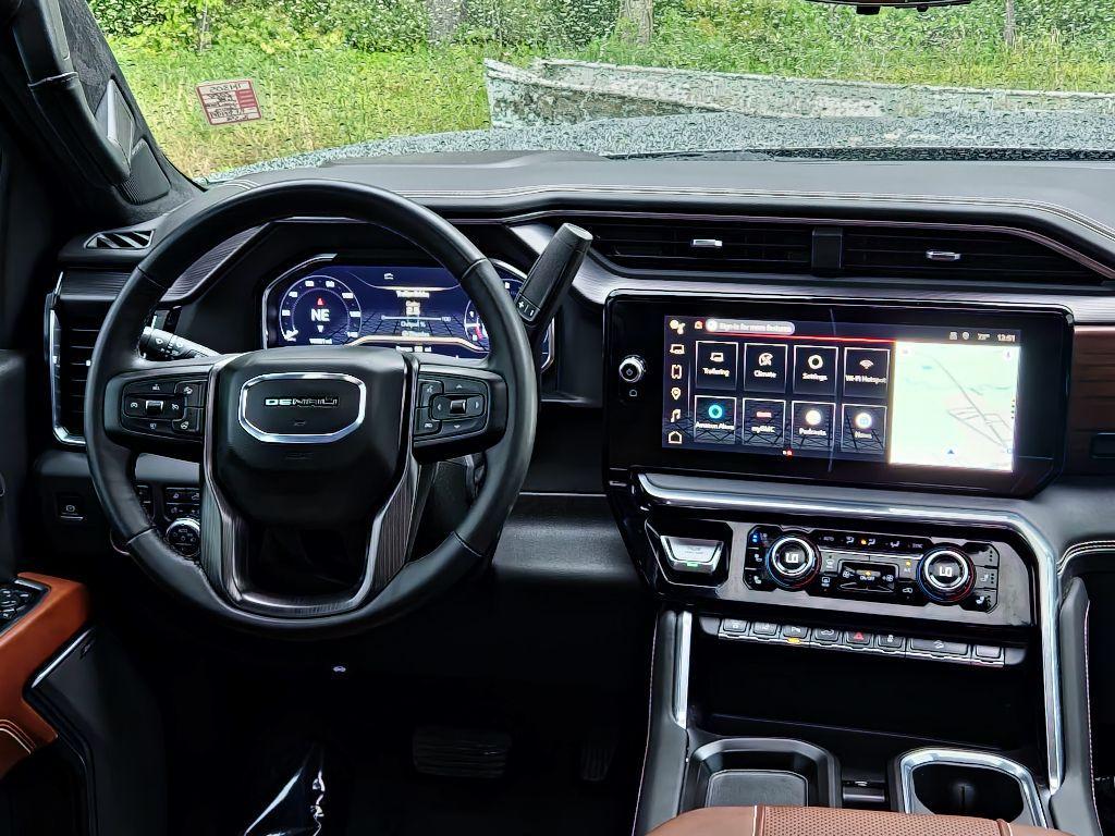 used 2024 GMC Sierra 2500 car, priced at $86,200