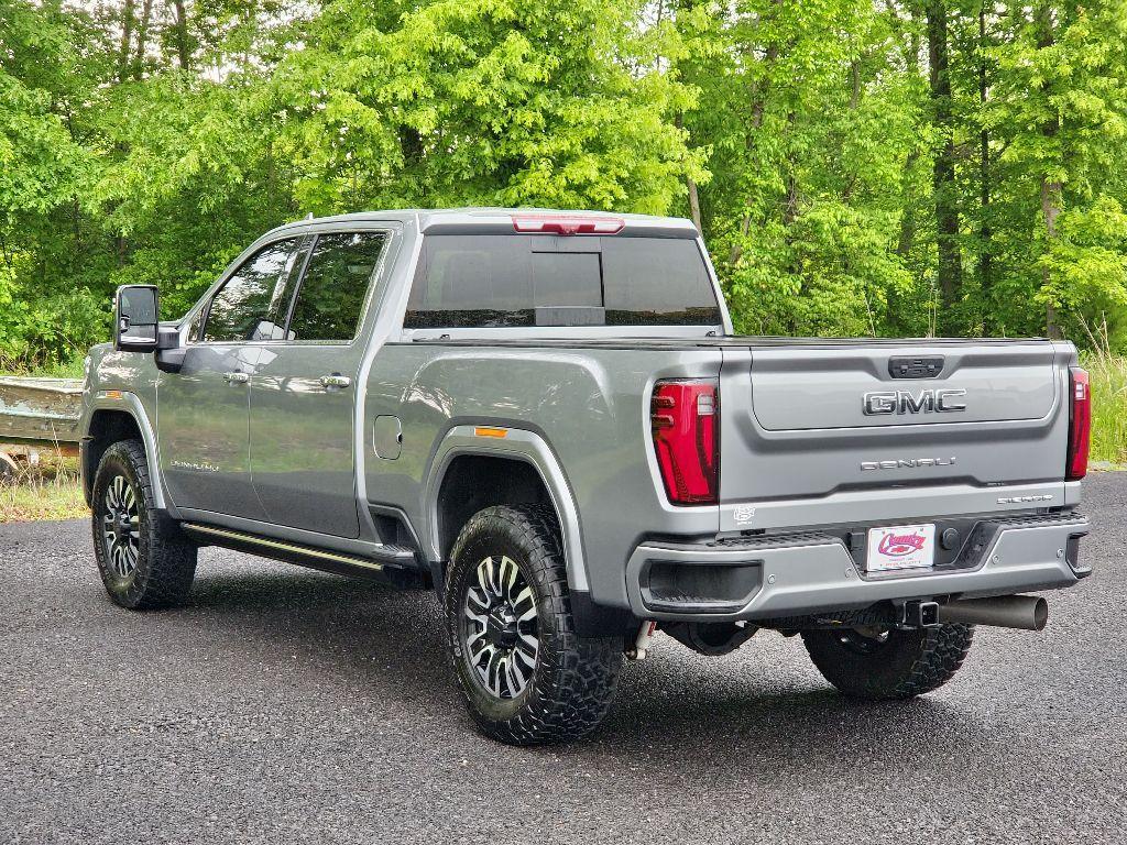 used 2024 GMC Sierra 2500 car, priced at $86,200