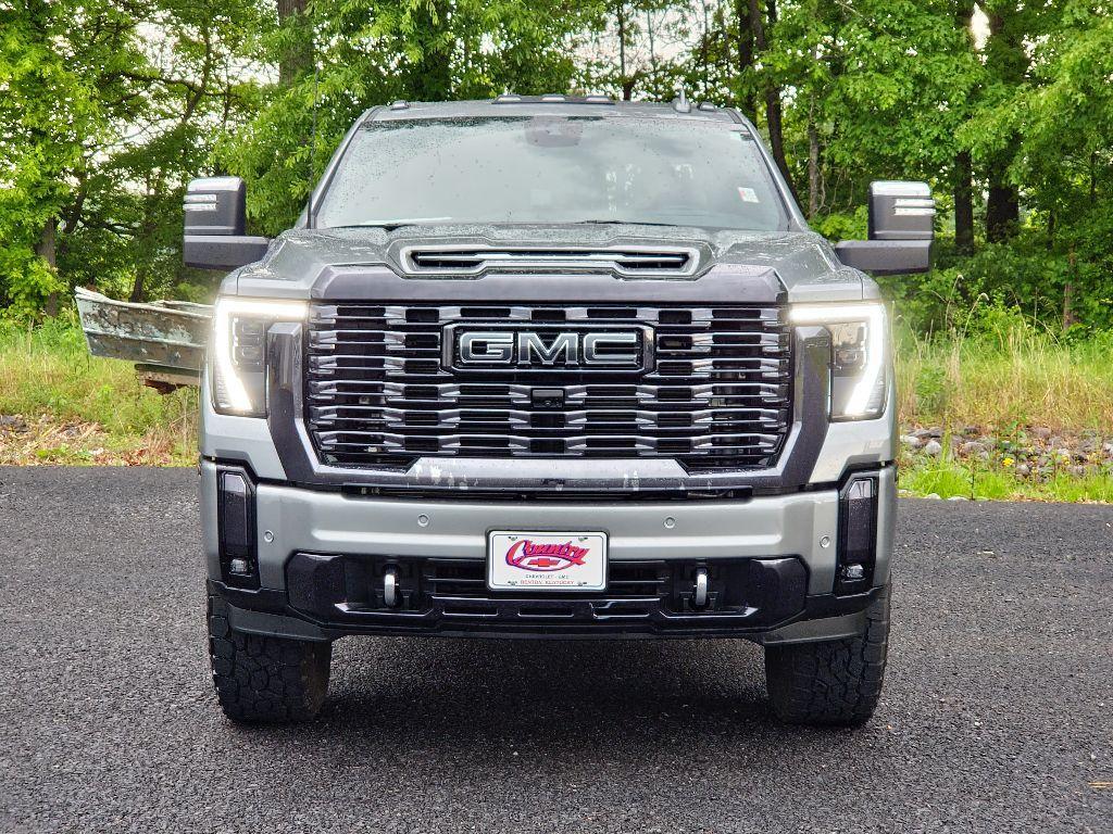 used 2024 GMC Sierra 2500 car, priced at $86,200