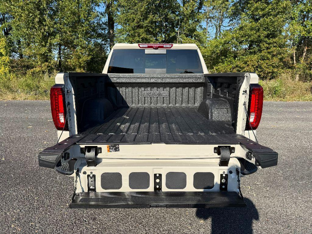 new 2026 GMC Sierra 1500 car, priced at $68,093