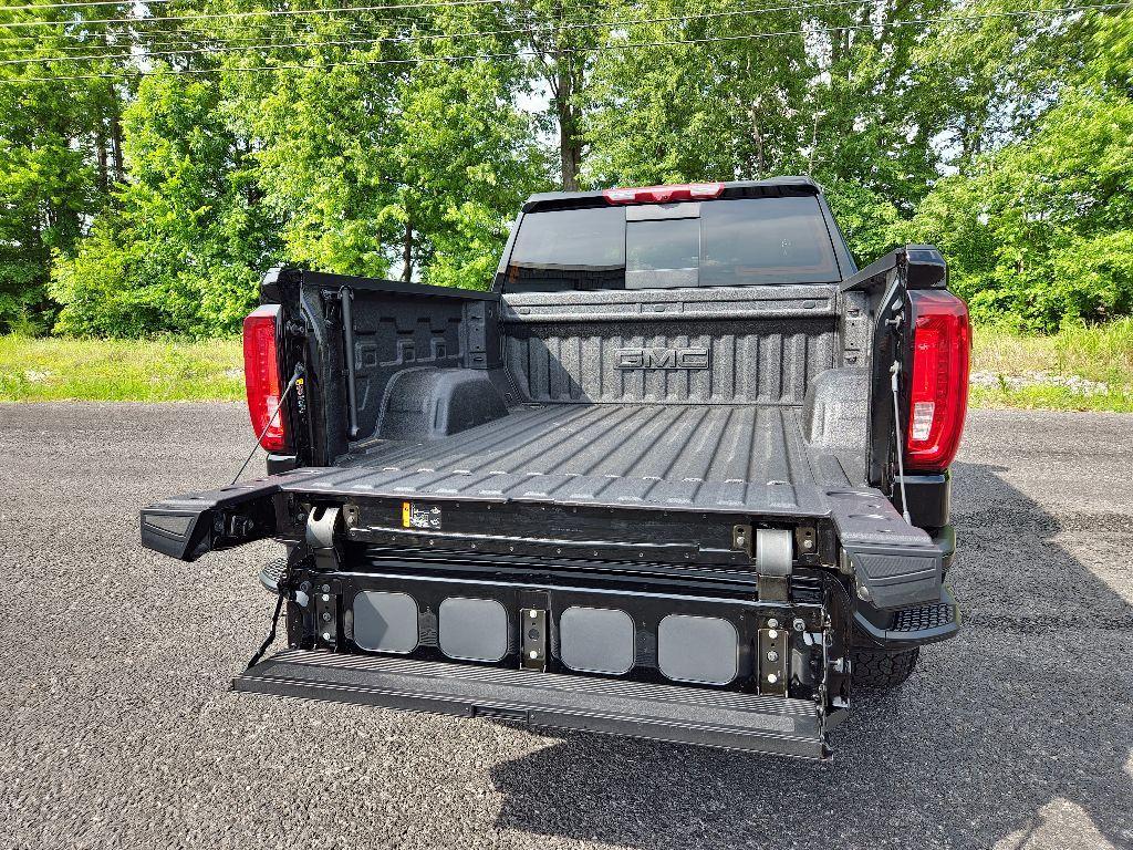 new 2025 GMC Sierra 1500 car, priced at $63,250