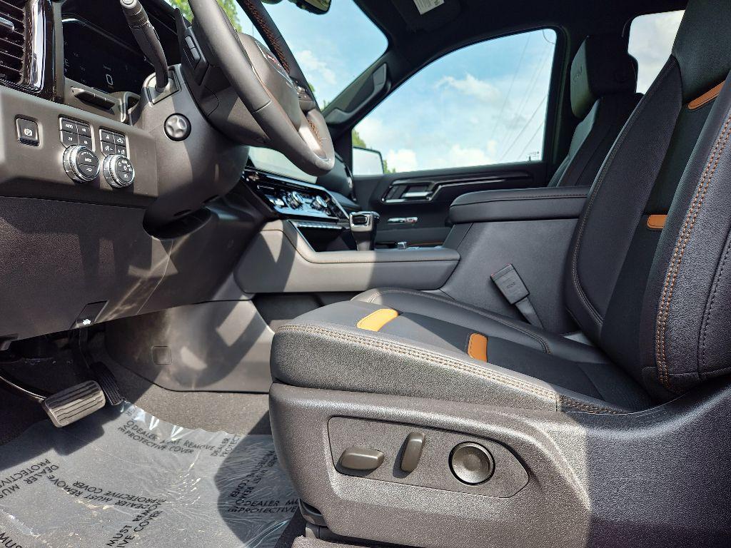 new 2025 GMC Sierra 1500 car, priced at $63,250