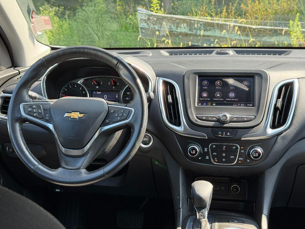 used 2022 Chevrolet Equinox car, priced at $21,250