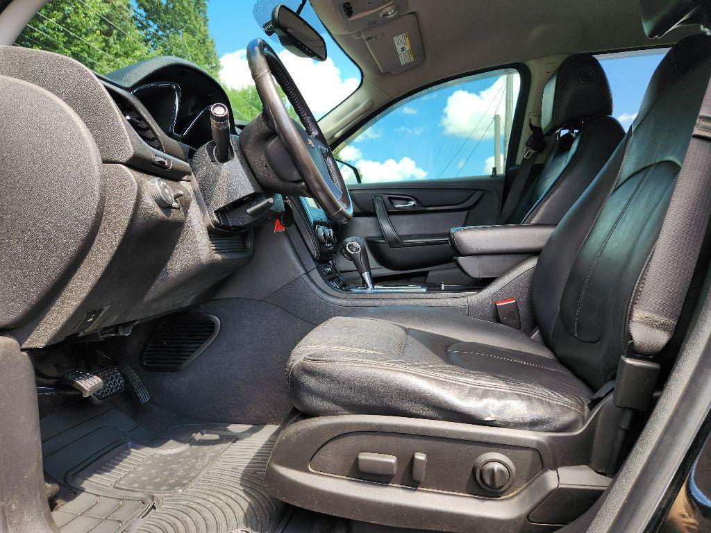 used 2017 Chevrolet Traverse car, priced at $8,250