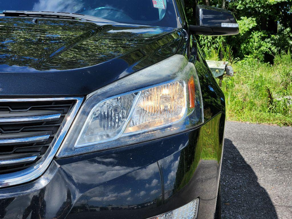 used 2017 Chevrolet Traverse car, priced at $8,250