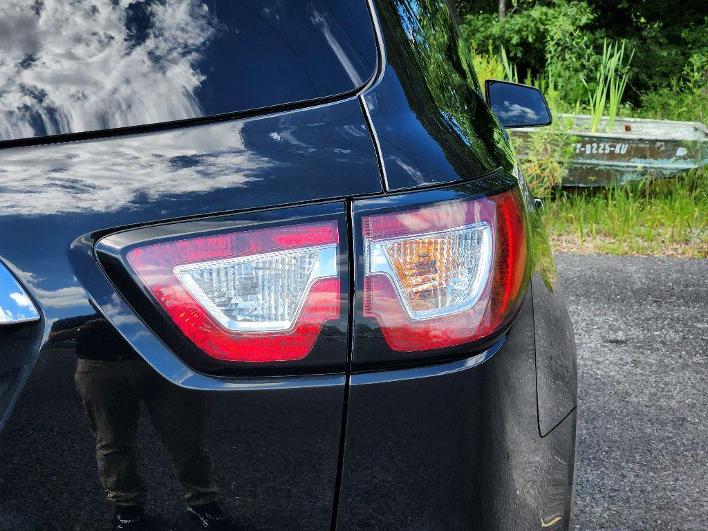 used 2017 Chevrolet Traverse car, priced at $8,250