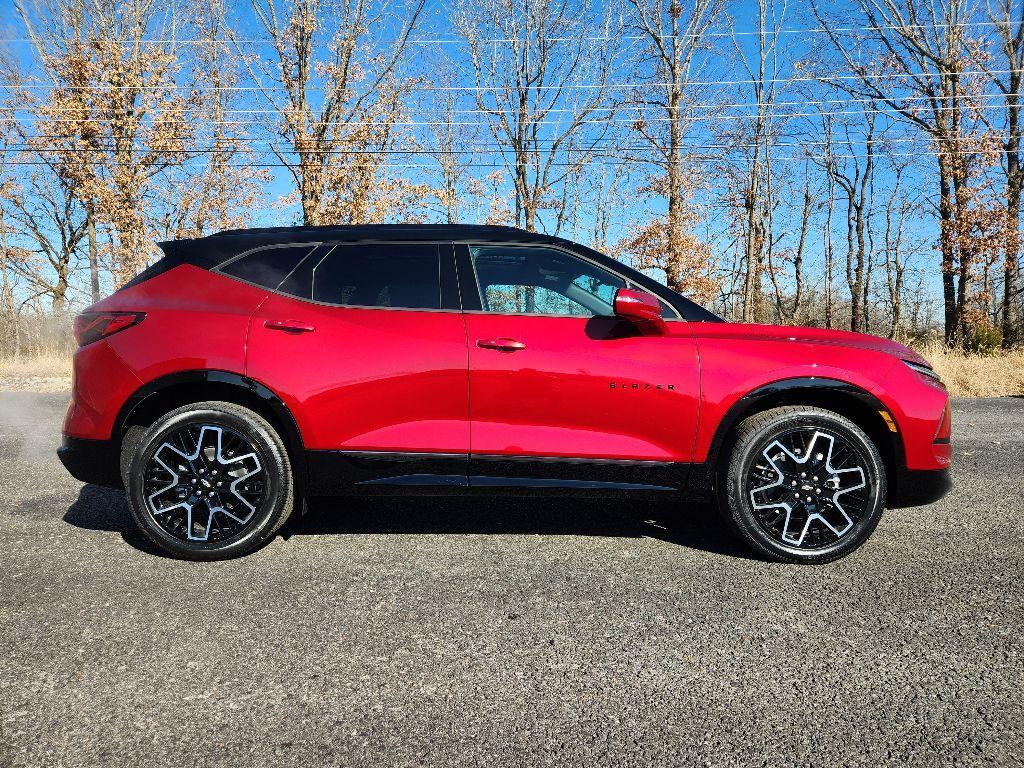 new 2025 Chevrolet Blazer car, priced at $46,925