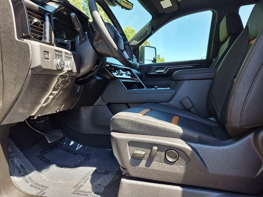 new 2025 GMC Sierra 2500 car, priced at $83,456