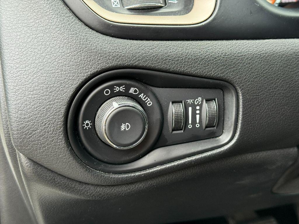 used 2015 Jeep Renegade car, priced at $11,975