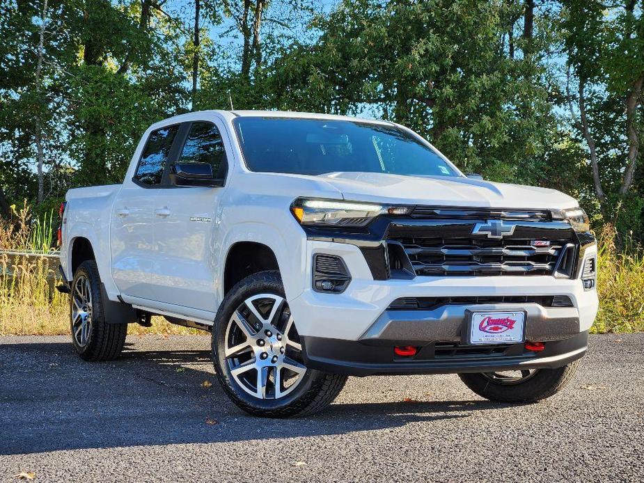 new 2024 Chevrolet Colorado car, priced at $45,330