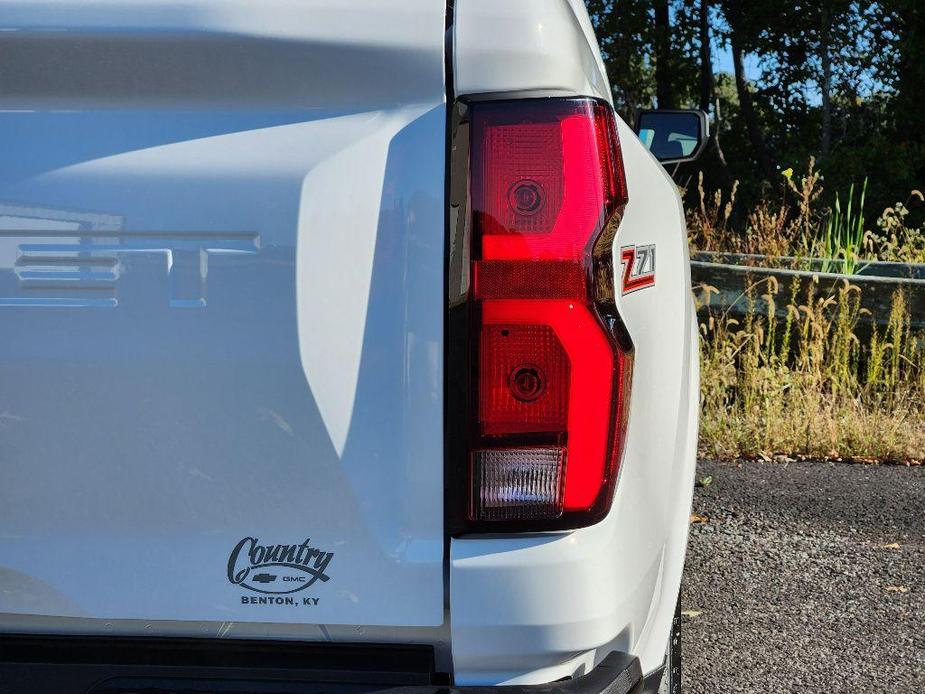 new 2024 Chevrolet Colorado car, priced at $45,330