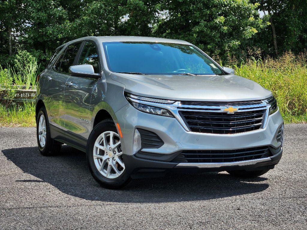 used 2023 Chevrolet Equinox car, priced at $25,250