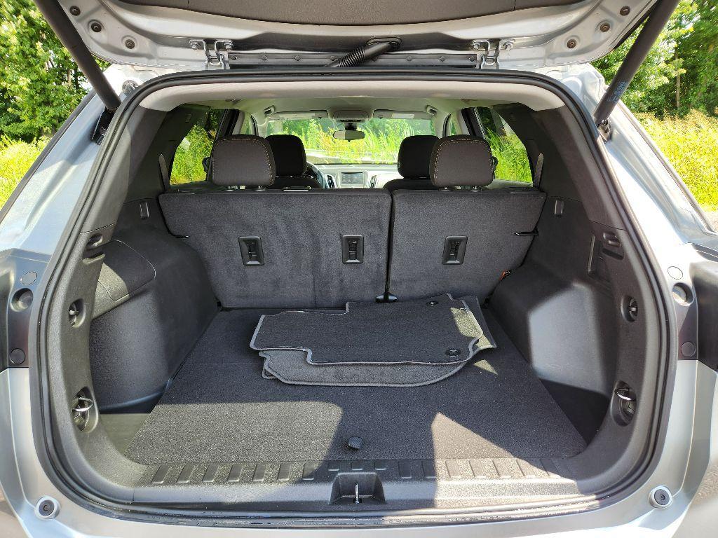 used 2023 Chevrolet Equinox car, priced at $25,250