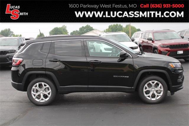 new 2024 Jeep Compass car, priced at $29,082