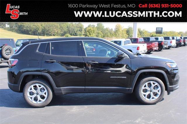 new 2025 Jeep Compass car, priced at $26,090