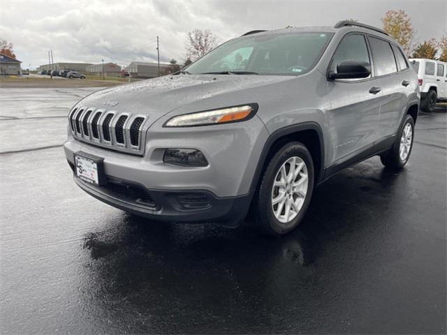 used 2016 Jeep Cherokee car, priced at $14,999