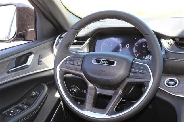 new 2024 Jeep Grand Cherokee L car, priced at $52,267