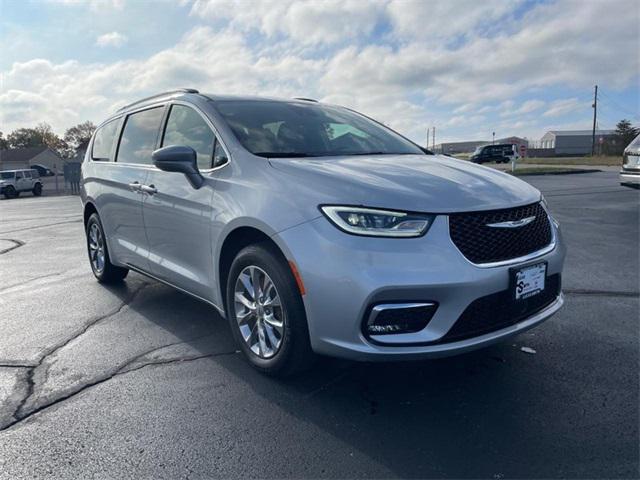 used 2022 Chrysler Pacifica car, priced at $31,999