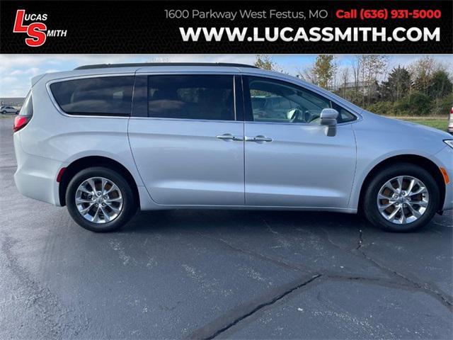 used 2022 Chrysler Pacifica car, priced at $32,999