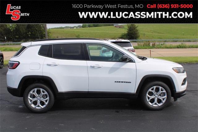 new 2024 Jeep Compass car, priced at $25,921