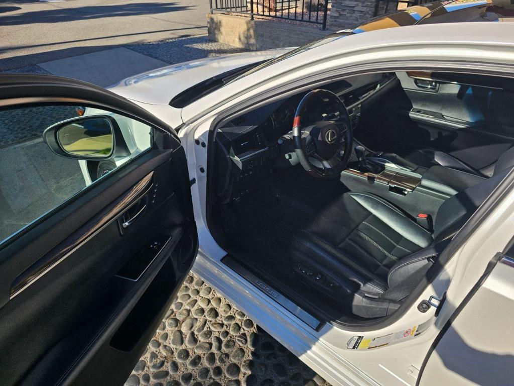 used 2018 Lexus ES 350 car, priced at $20,999