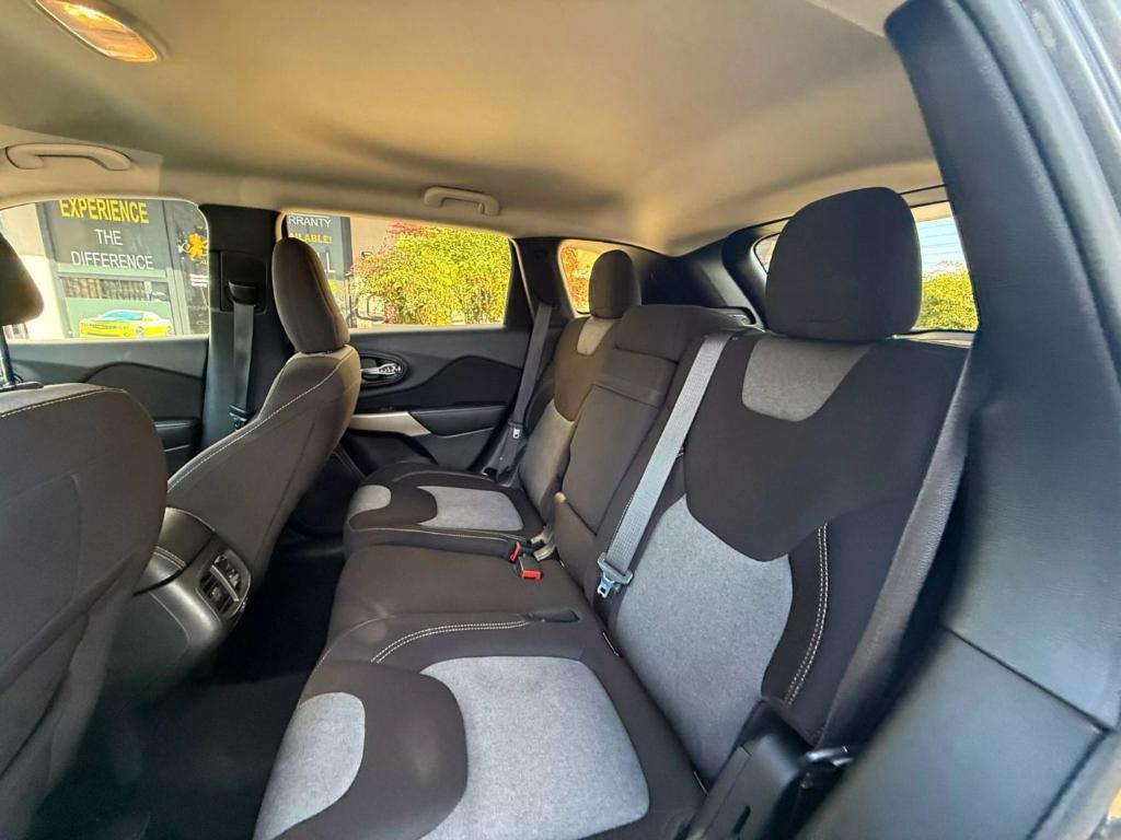 used 2018 Jeep Cherokee car, priced at $12,999
