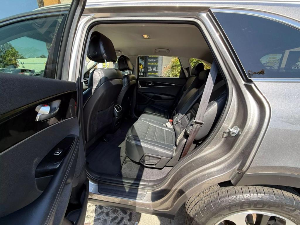 used 2016 Kia Sorento car, priced at $10,499