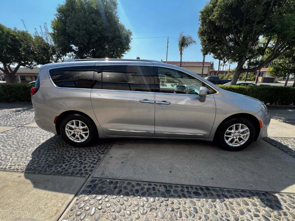 used 2020 Chrysler Pacifica car, priced at $14,299