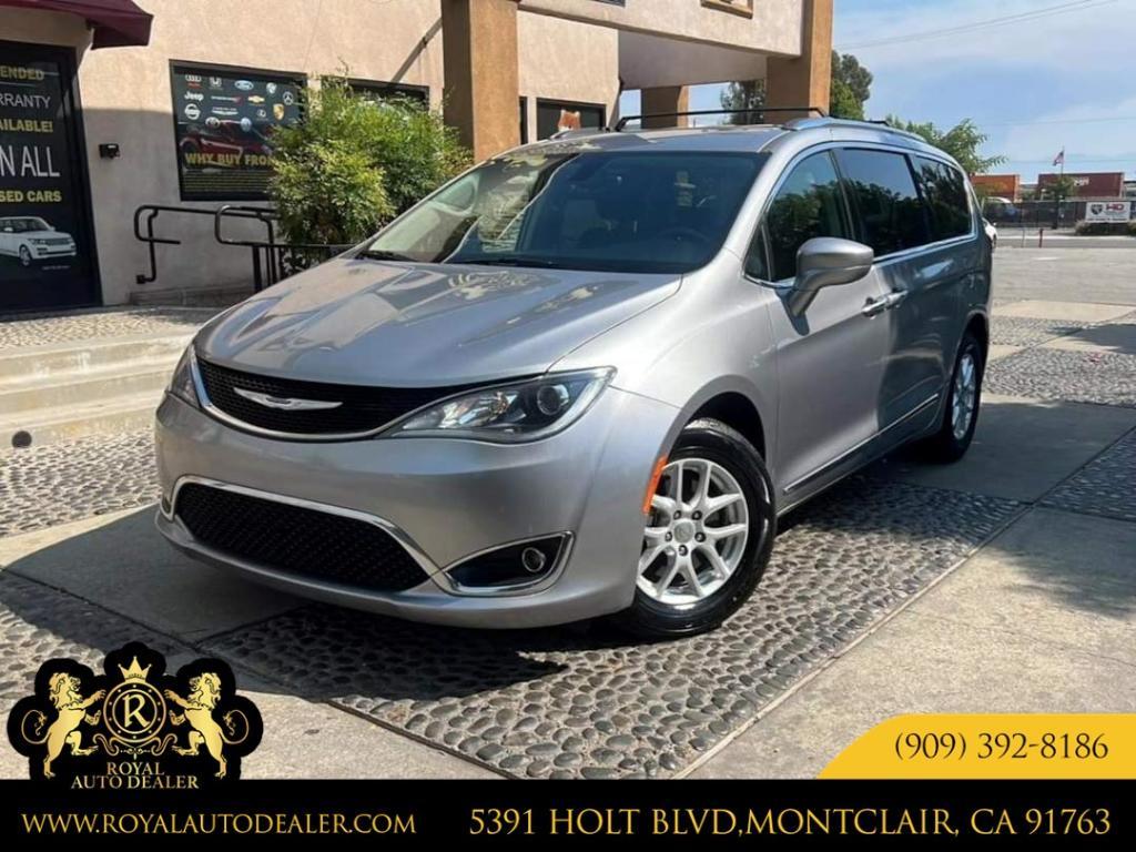 used 2020 Chrysler Pacifica car, priced at $14,299